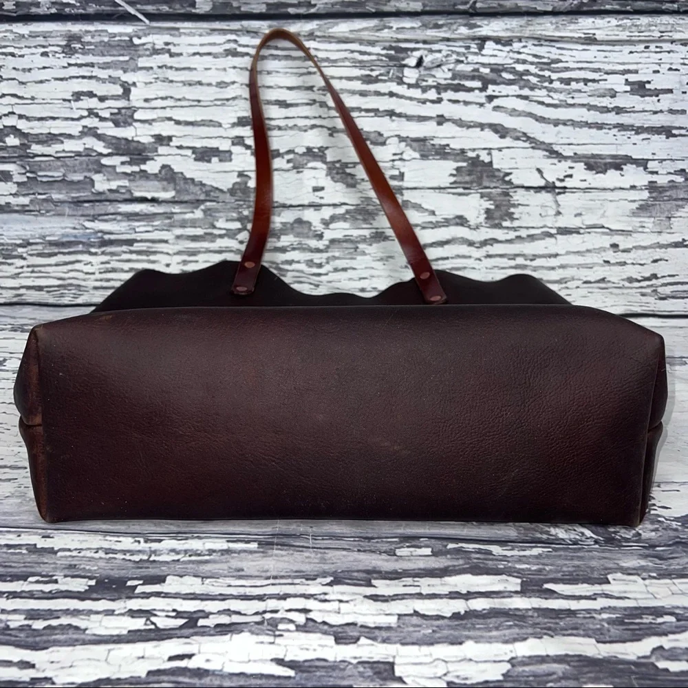 Holy Cow Leather Goods - Full Grain Medium Leather ‘Jenny’ Tote - Brown - Picture 6 of 15